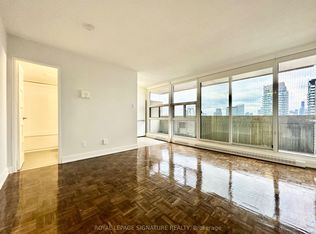 33 Isabella St #2715, Toronto, ON M4Y 2P7