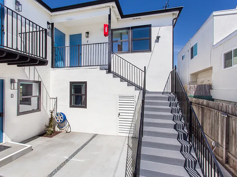 1256 Princeton St #G — Photo 2