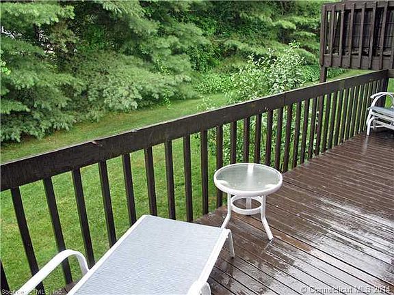 4th image of 203 Mill Pond Dr