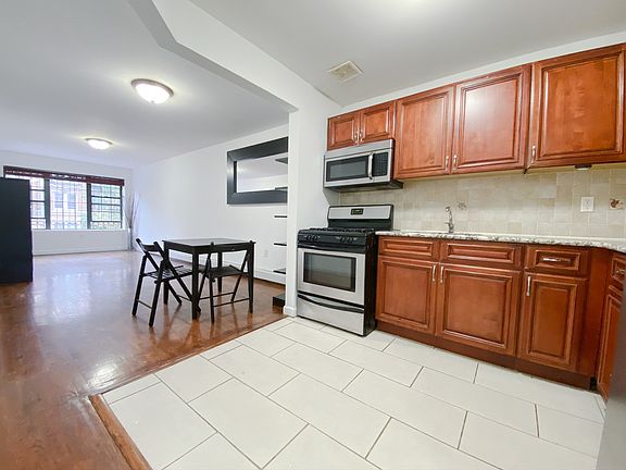5th image of 137 Herkimer St #2E