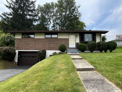 44 N West St, Thornville, OH, 43076