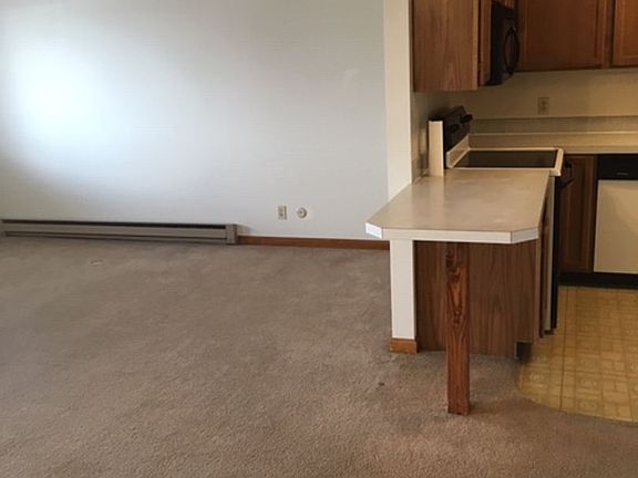 4th image of 1708 Erin Ct