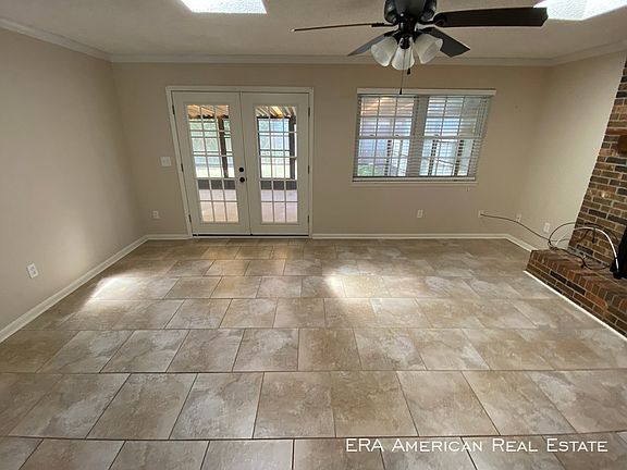 4th image of 329 Biscayne Ln