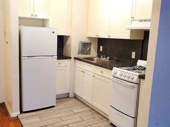 3rd image of 330 E 19th St APT 2E