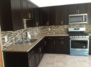 211 52nd St #2, West New York, NJ 07093