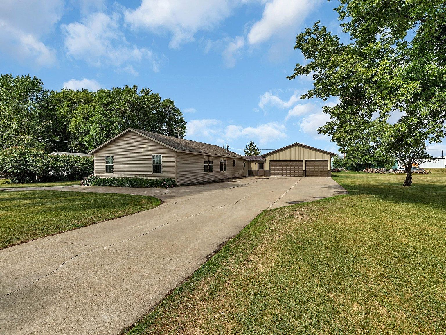 301 Langdon Ave, Belgrade, MN 56312 MLS 6380506 Zillow