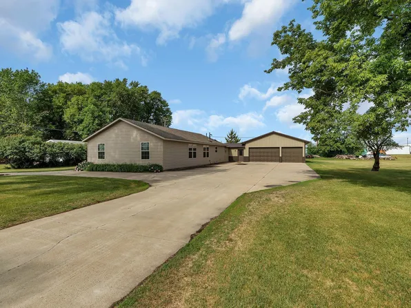 301 Langdon Ave, Belgrade, MN 56312