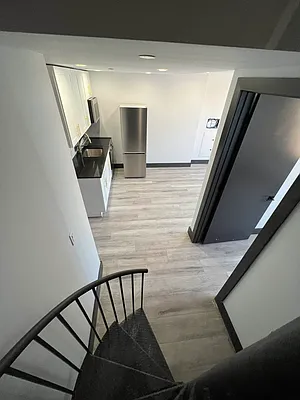 Rented by Delmark Realty LLC | media 28