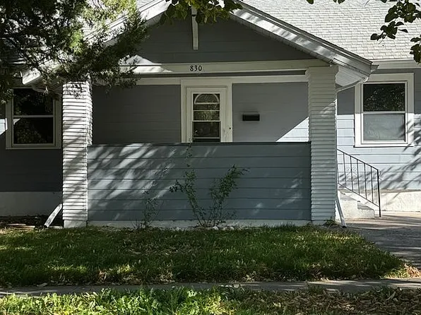 830 Chadron Ave, Chadron, NE 69337