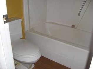 208 Forestside Cir, Americus, GA 31709