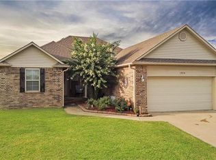 1816 Fairbanks Dr, Barling, AR 72923