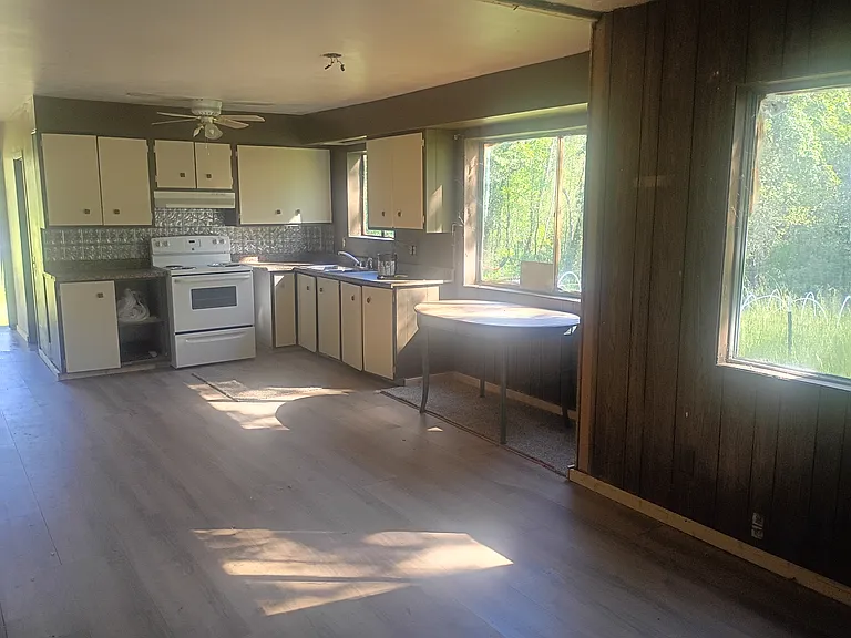 40 Dorothy Way — Photo 6