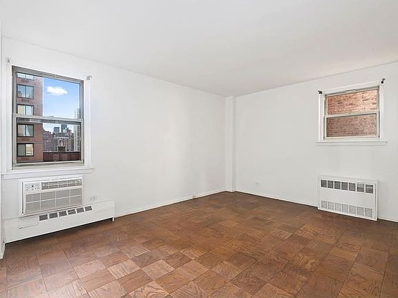 5th image of 340 E 80th St Unit 11O