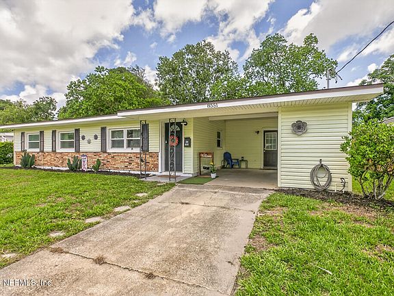 4th image of 8551 MATHONIA Avenue