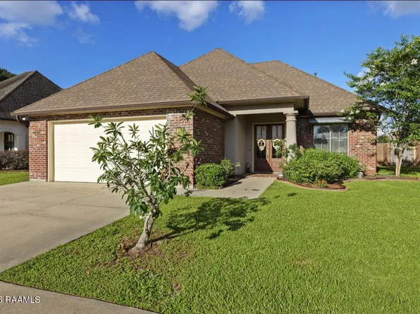 311 Brookhaven Dr, Youngsville, LA 70592