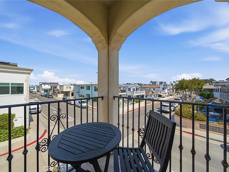 3715 Seashore Dr — Photo 20