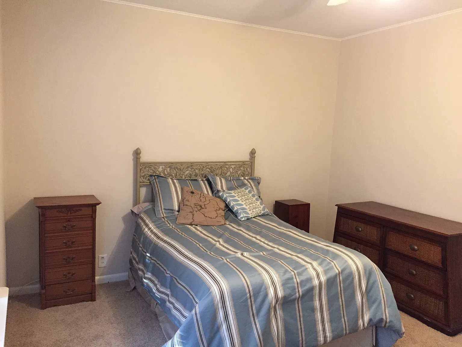 1639 Portola Ave — Photo 4