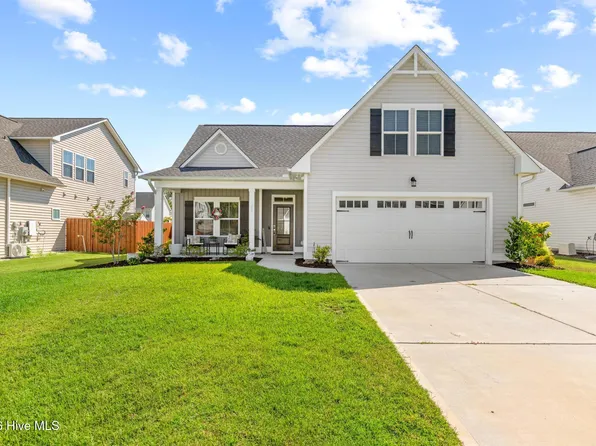 37 W Weatherbee Way, Hampstead, NC 28443