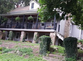 222 Rocky Run Rd, Glen Gardner, NJ 08826