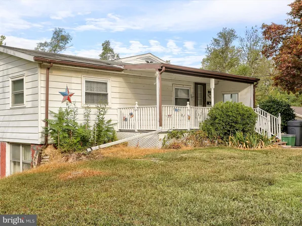 1028 Kathryn Ave, Dauphin, PA 17018