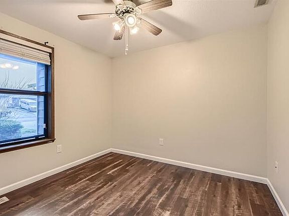 5th image of 21612 49th Ave E