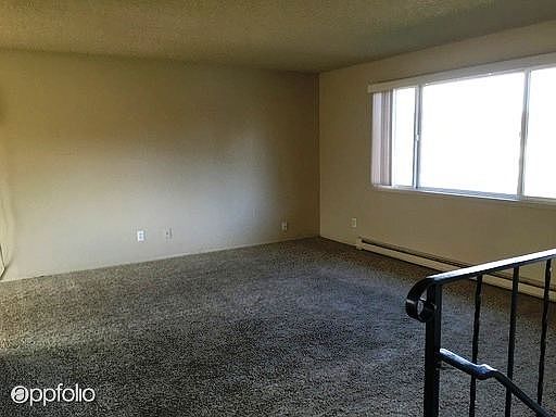 3rd image of 2705 N Whipple Ct