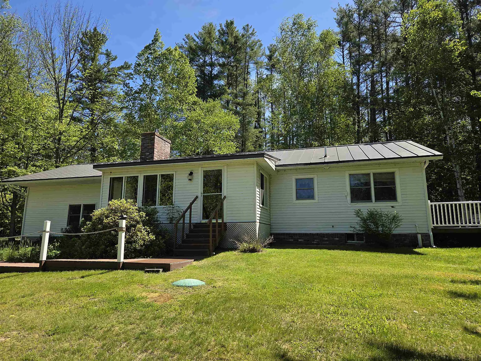 2 bed, 1.5 bath, 2272 sqft, $3,400 — Photo 1