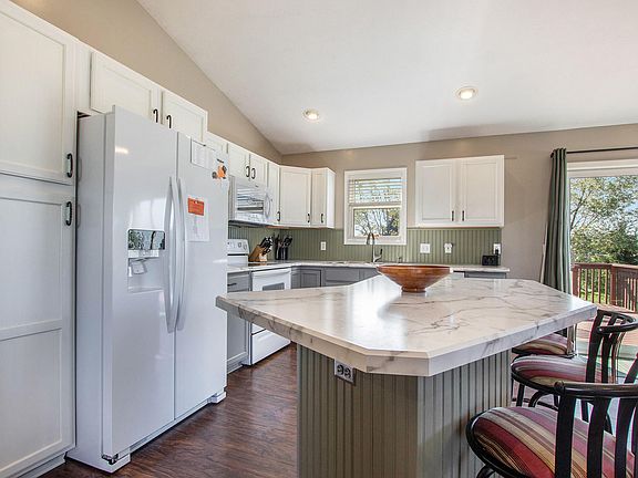 5th image of 9354 Southwind Dr