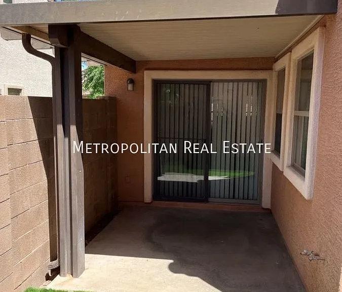 2547 E Bart St — Photo 14
