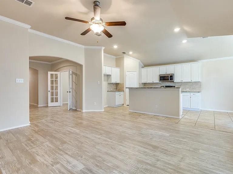 520 Pollyann Trl — Photo 5