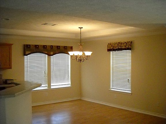 4th image of 30819 Towering Oaks Dr