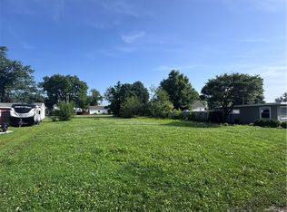 210 Sycamore St, Ashmore, IL 61912