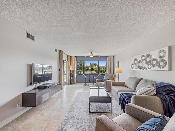 3rd image of 7649 Tahiti Lane #103