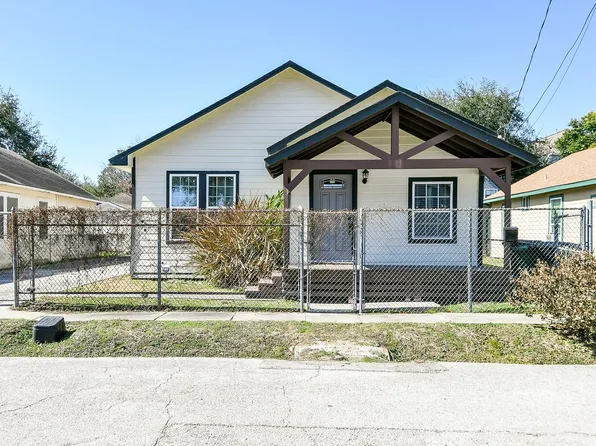 2119 Carter St, Houston, TX 77008