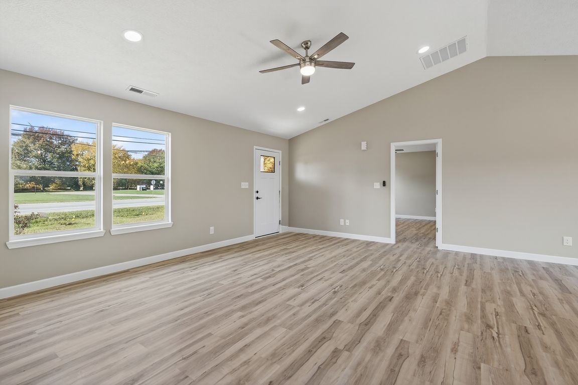 next background image