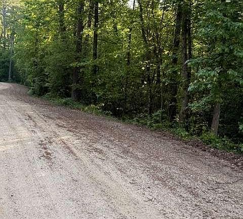 3rd image of 9180 Oliver Mill Rd
