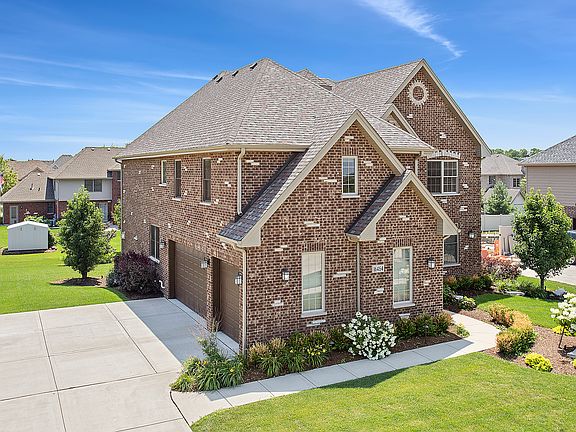3rd image of 16464 Willow Dr
