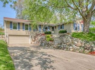 814 N 18th Ave, West Bend, WI 53090