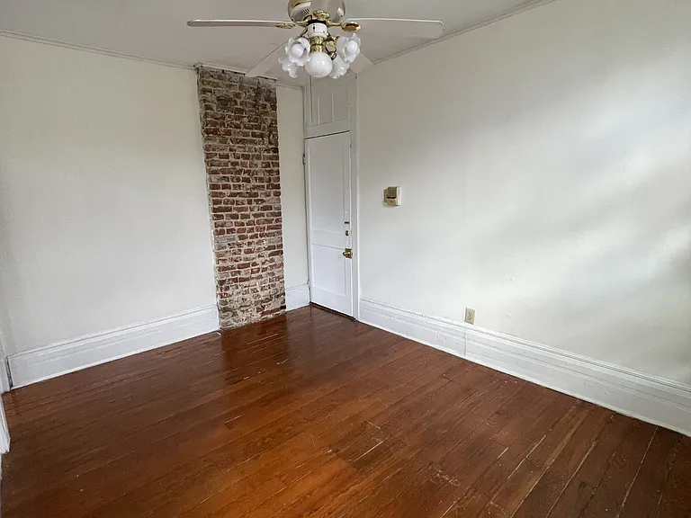 3936 Prytania St #C — Photo 1