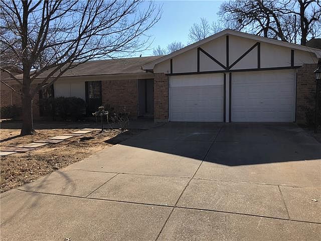 1st image of 3704 Mahonia Ct