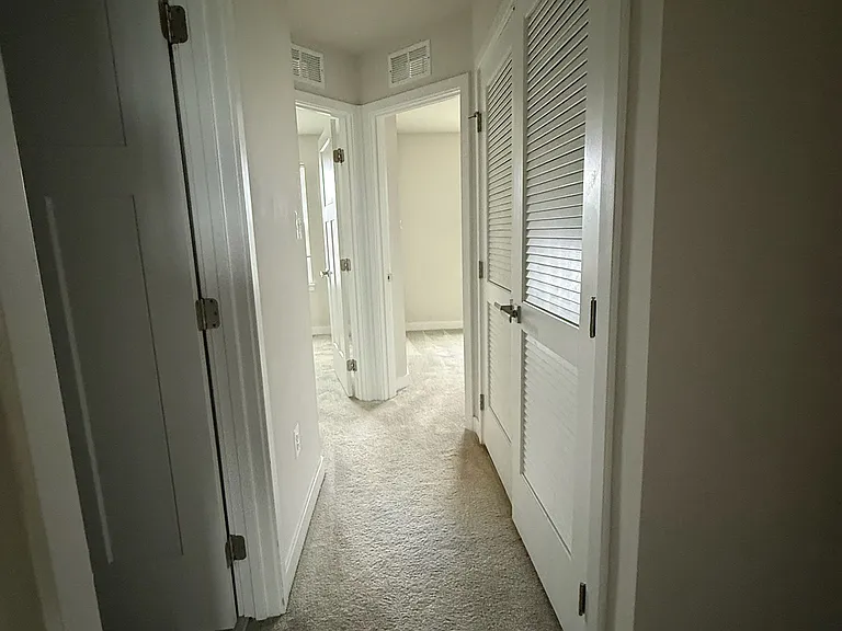 122 Fletcher Cir — Photo 16