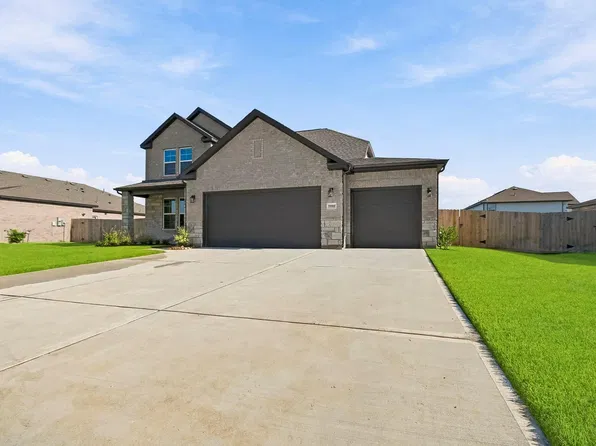 11003 Youngquist Dr, Mont Belvieu, TX 77535