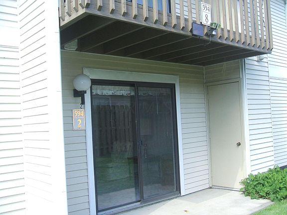 2nd image of 594 Moull St APT 2