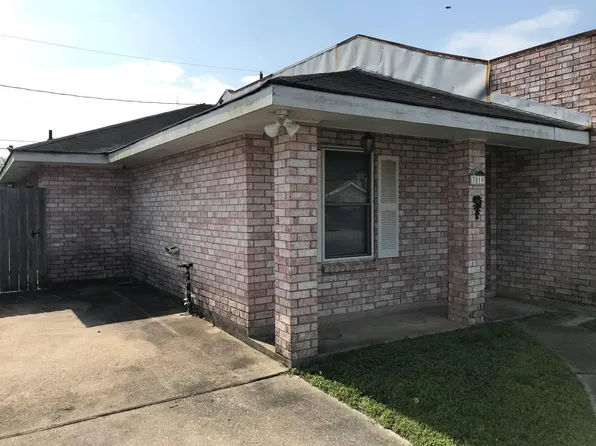 3819 Juno Dr, Chalmette, LA 70043