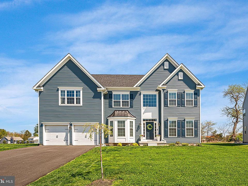 1st image of 181 Wavyleaf Dr