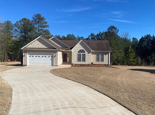 206 Kinkade Dr, Greenwood, SC 29649