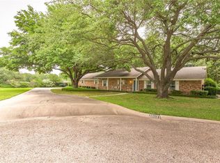 1003 Milam Ct, Cleburne, TX 76033