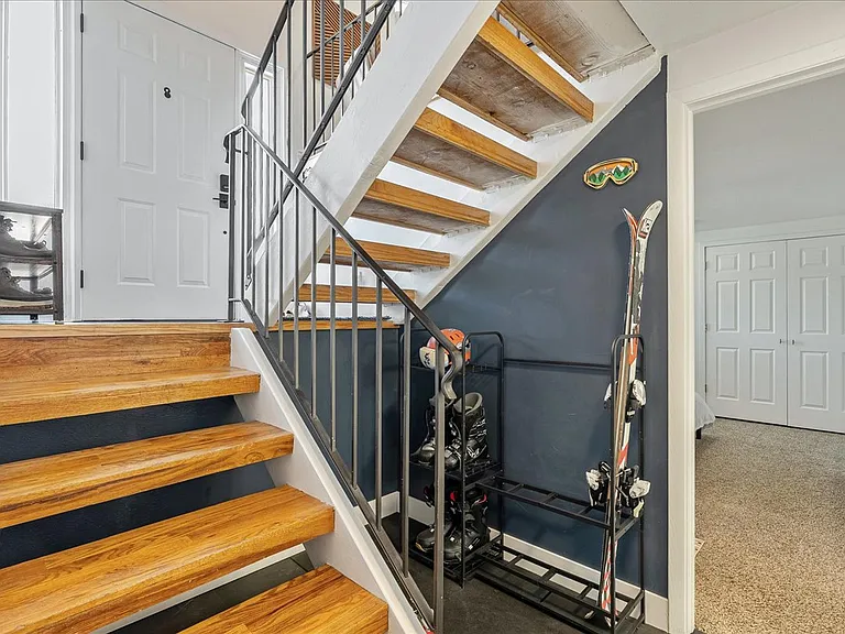 832 N Morton Dr — Photo 14