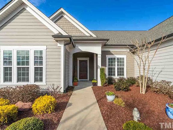 2nd image of 2643 Bloomsbury Manor Dr