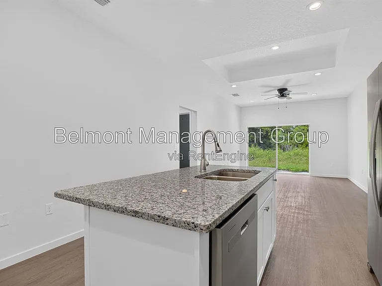 630 NW 59th Ave #1 — Photo 5
